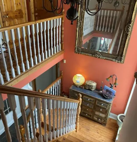 3 Guest house